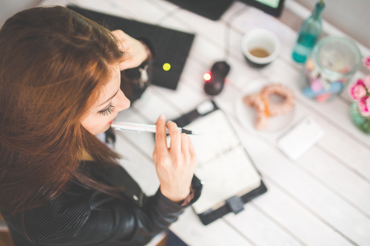 Businessfrau beim Arbeiten